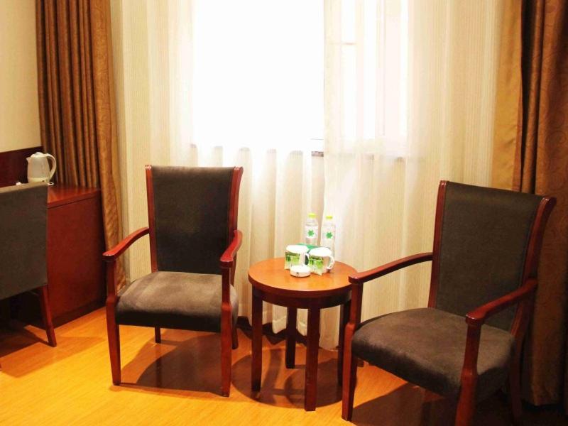 Greentree Inn Shandong Qingdao Development District Sdust Express Hotel Exteriör bild