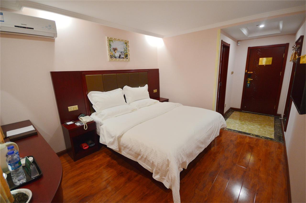 Greentree Inn Shandong Qingdao Development District Sdust Express Hotel Exteriör bild