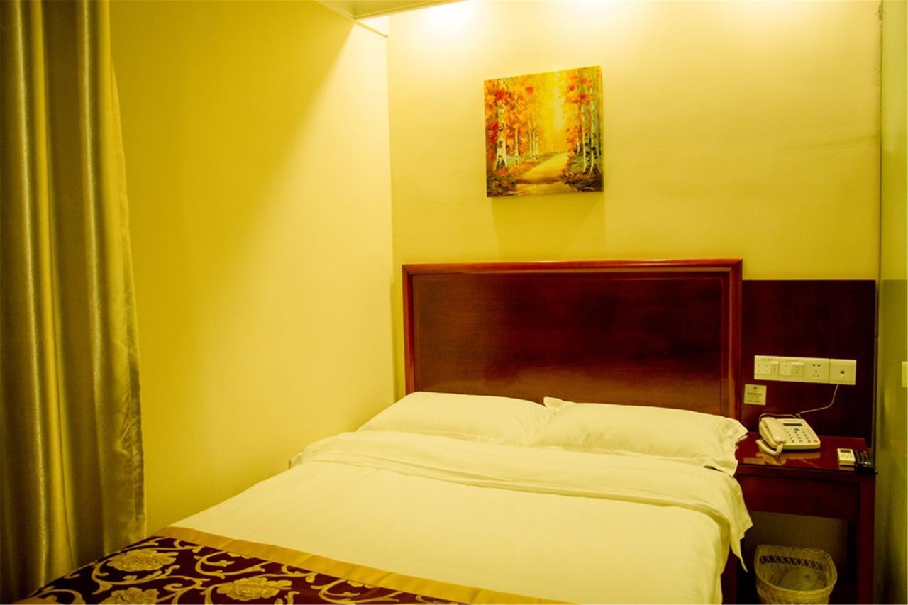 Greentree Inn Shandong Qingdao Development District Sdust Express Hotel Exteriör bild