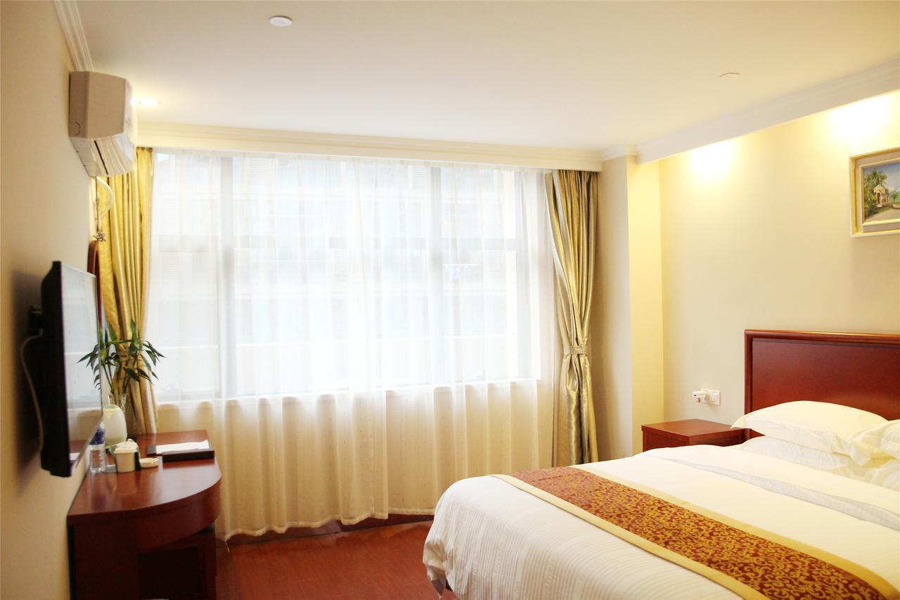 Greentree Inn Shandong Qingdao Development District Sdust Express Hotel Exteriör bild