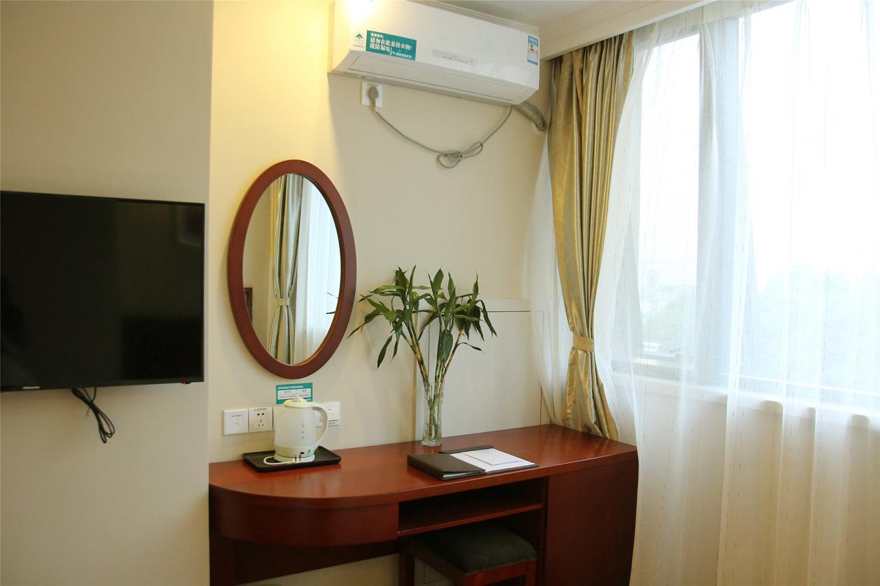 Greentree Inn Shandong Qingdao Development District Sdust Express Hotel Exteriör bild
