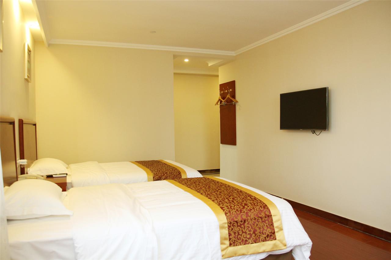 Greentree Inn Shandong Qingdao Development District Sdust Express Hotel Exteriör bild
